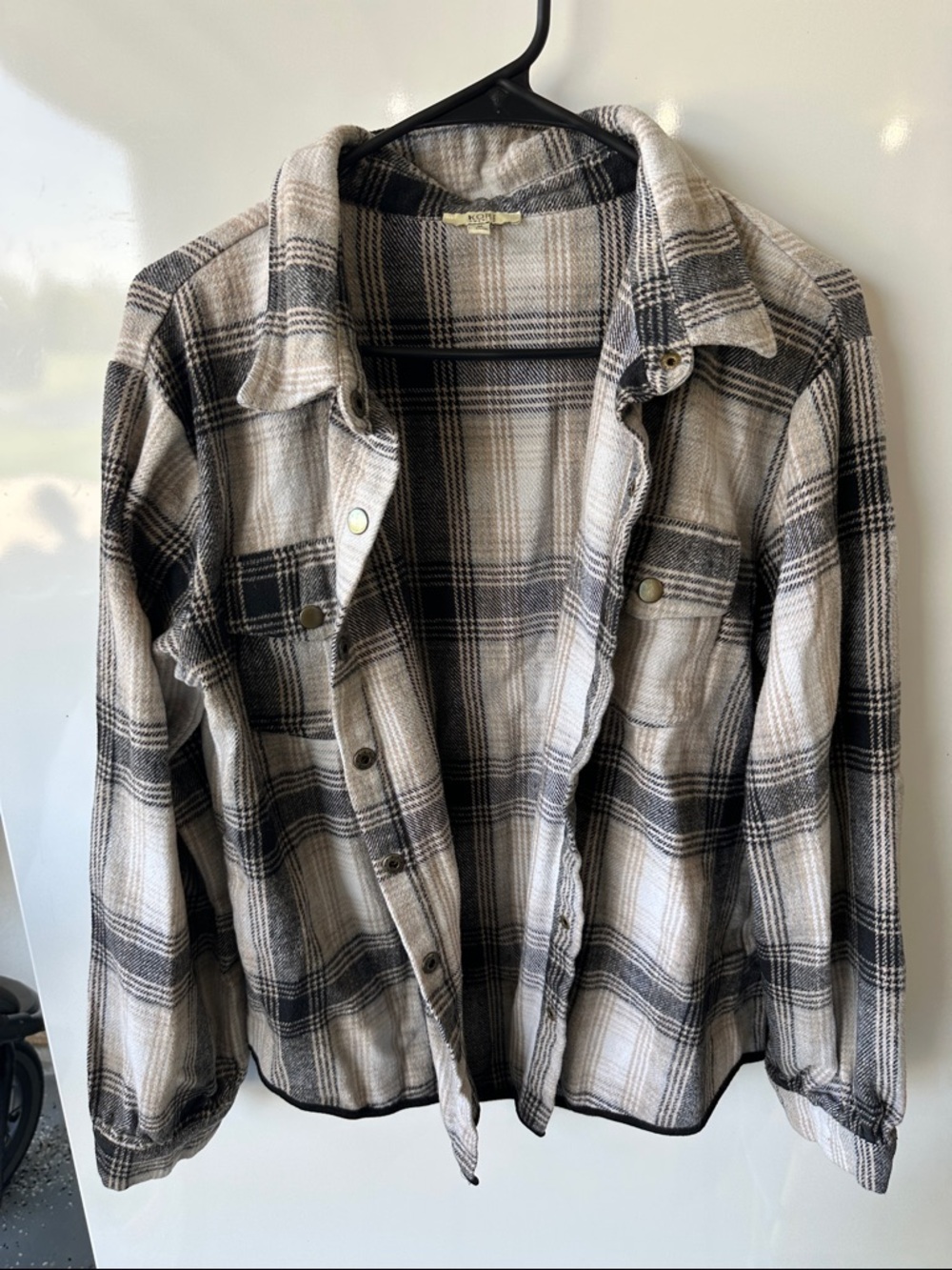 Women’s  Black & Cream Plaid Button-Up Shirt Jacket